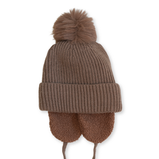 Bonnet marron avec cache oreilles et pompom 